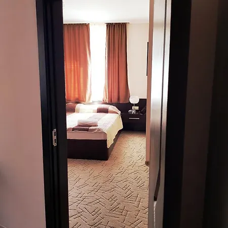 Guest 2*