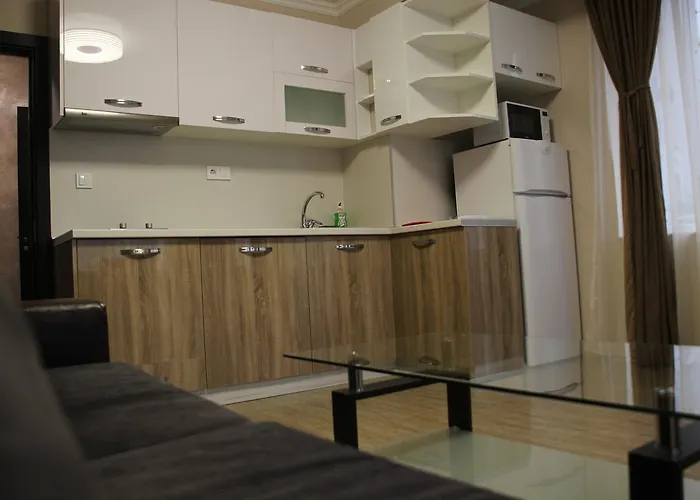 Guest 2* Асеновград